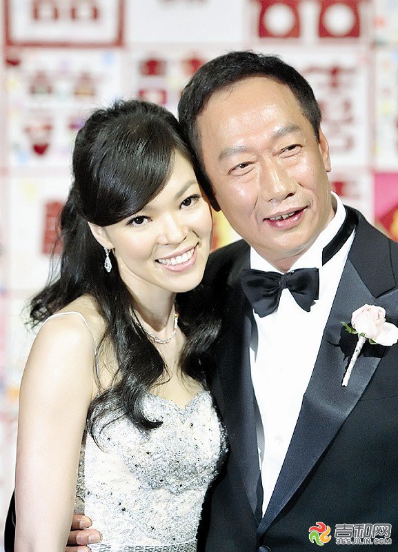 曾馨莹连生三子的秘密(曾馨莹老公) 曾馨莹连生三子的秘密(曾馨莹老公)