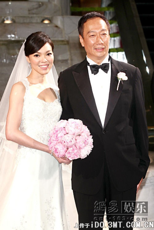 曾馨莹连生三子的秘密(曾馨莹老公) 曾馨莹连生三子的秘密(曾馨莹老公)