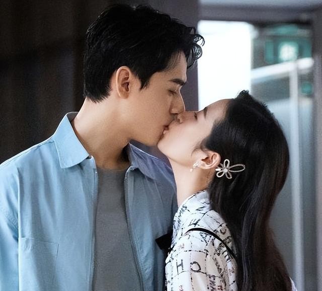 唐艺昕张若昀谁家有钱(唐艺昕与张若昀婚后陷1.4亿纠纷)