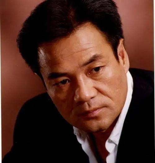 王皓老婆跳舞后续(妻子节目跳热舞王皓愤怒离场)