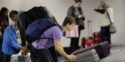 ​20寸的行李箱可以不托运,无免费托运行李额可以带20寸箱子登机吗