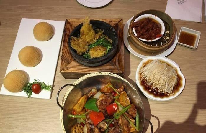 活在武汉传说中的十辆公交车——全部坐过的你们命真硬啊!