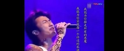 ​谢霆锋比王菲小11岁