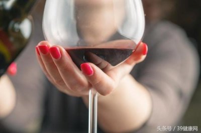 ​威士忌和葡萄酒混_威士忌和白葡萄酒