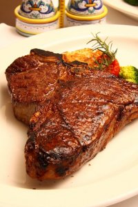 ​请问牛排怎么做 完美牛排的制作方法原来如此简单