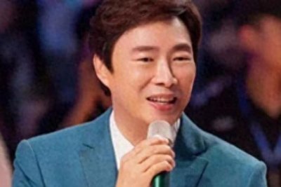 ​一次，费玉清留宿日本女友家，她放好水后，郑重说：洗完水别放掉