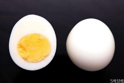 ​水煮蛋减肥能吃蛋黄吗 蛋黄对减脂有帮助吗
