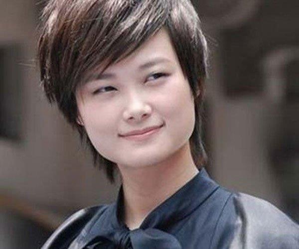 李宇春老公简历 她的丈夫是哪国人