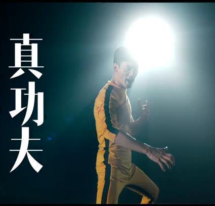 《叶问4》开拍前，面对娱乐记者，陈国坤说：没人比我更像李小龙