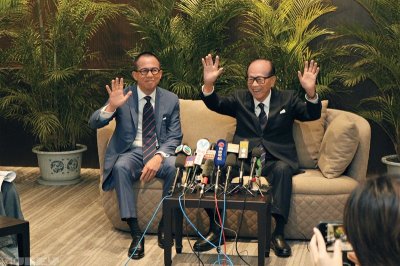 ​李嘉诚有多少个亿，李嘉诚的个人资料及简介