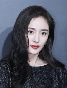 ​揭秘100个女明星、女网红的风流情史系列之一第三位杨幂