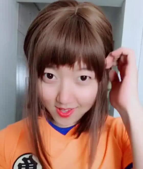 抖音惊现代古拉k2.0，颜值美过本尊，竟然是个女装大佬？