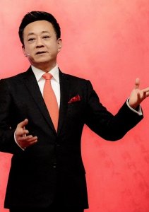 ​央视龙年春晚主持人出炉，朱军、董卿、朱迅李思思无缘春晚