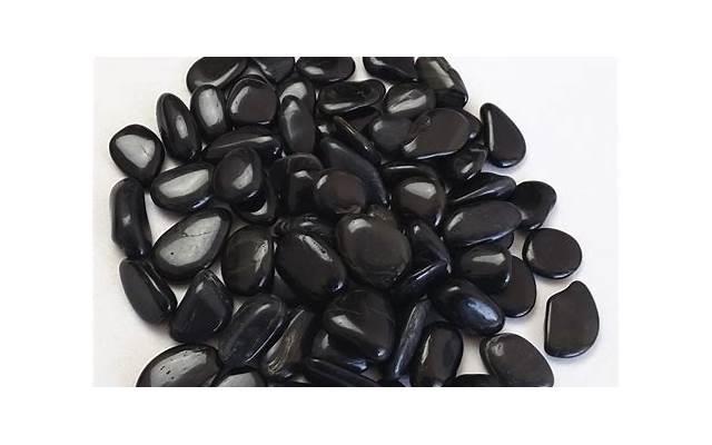 锆石戴久了会不闪吗 锆石不亮了还能恢复吗