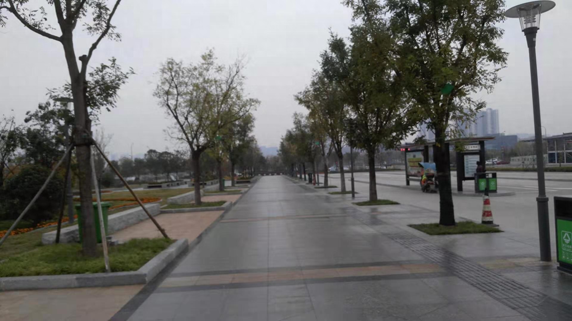 西成高铁阿房宫站