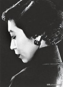 ​张爱玲最诡谲的短篇小说里，隐藏着她最真实的爱情观