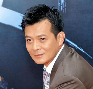 ​黄日华妻子早已离世！7年抗癌花费7500万，59岁留下遗书而终