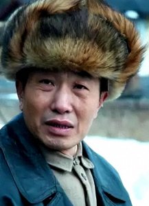 ​老戏骨4岁情定爱妻，结婚40年无绯闻，演员杜源到底是个怎样的人