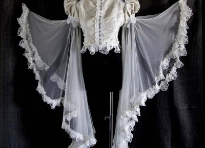 ​唐艺昕宣布怀孕