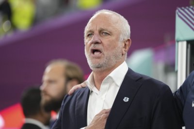 ​（卡塔尔世界杯）足球——D组：澳大利亚对阵丹麦