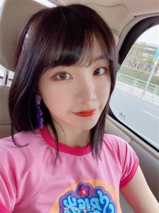 ​高颜值网红爆胎草莓粥参加《创3》，真容让人大呼幻灭