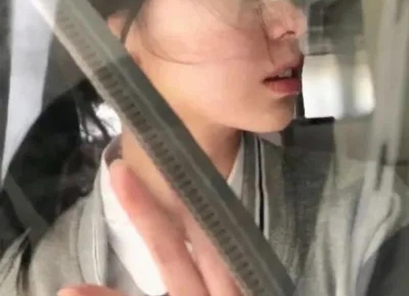 腿再张大点就能吃扇贝了 腿再张大点就能吃扇贝了是什么意思