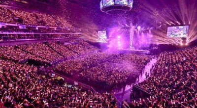 ​什么级别的歌手可以撑起一场万人级别的个人演唱会？