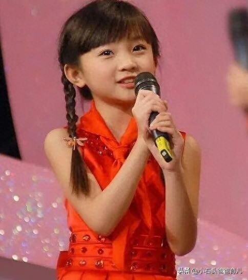 林妙可9岁成名，18岁被质长残了，如今怎么样了呢？