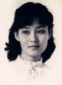 ​潘虹：一位传奇女演员的生平与艺术成就