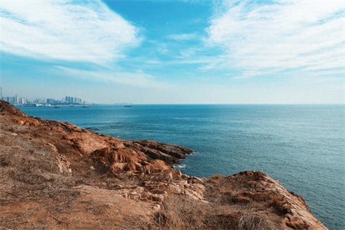 青岛太平角公园位于今香港西路南侧,为青岛市二十四景之一