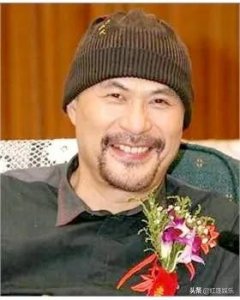 ​徐锦江，1961年出生黑龙江牡丹江，中国与秘鲁混血，香港男演员