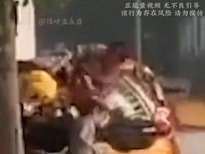 ​盘点消防员奋不顾身救援一幕 #救人一幕