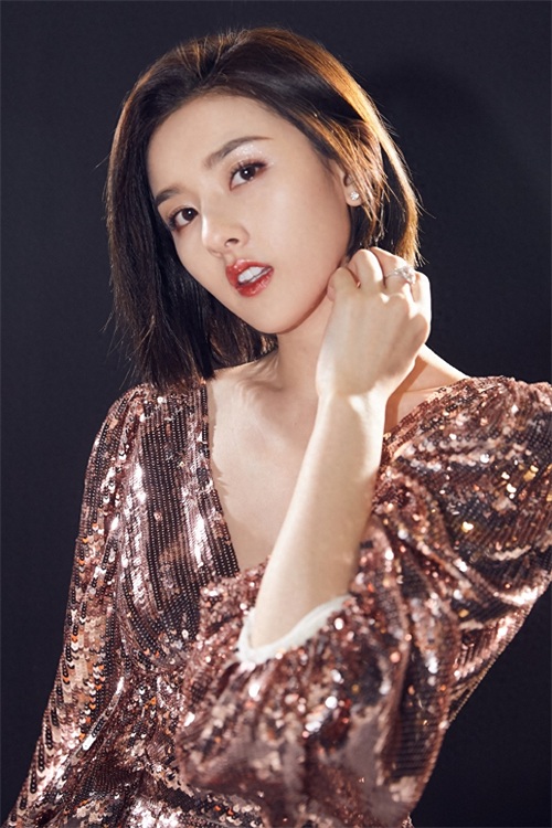 宋祖儿：青春俏丽美少女，就是闪闪惹人爱