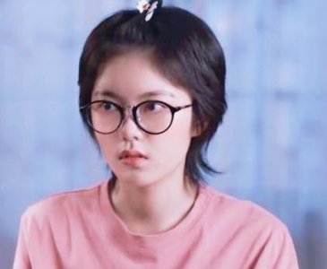 ​演员，赵今麦