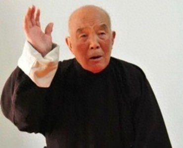 ​杨宝璋，相声艺术泰斗终谢人世，传奇一生何留遗憾？