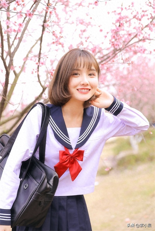 清纯JK美女制服美腿性感写真，这些撩人的小姐姐，有谁顶得住。