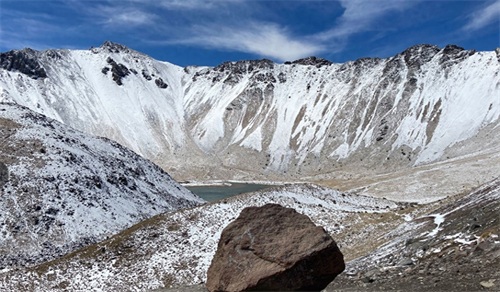 苹果发布新版iPhone9，A13+1200万像素+触控ID指纹，售价3299元起