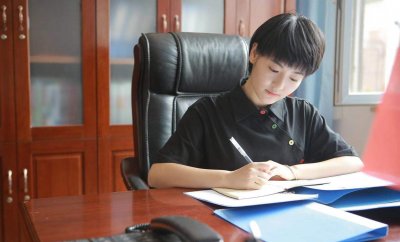 ​女星颜值打分：乡村爱情篇——大学生村官杜小双的扮演者马心怡