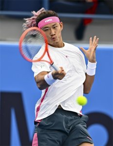 ​（体育）网球——ATP卡塔尔公开赛：张之臻止步单打首轮