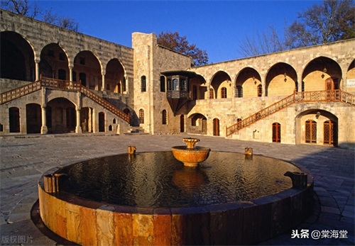 “东方小巴黎”--巴鲁特