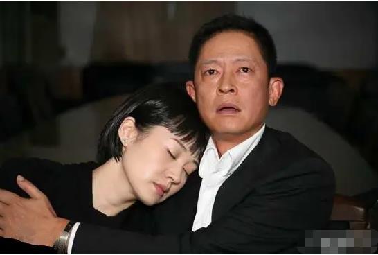 许晴的感情经历坎坷吗 许晴的真爱另一半郁郁而终是怎么回事