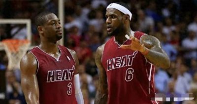 ​热火三巨头期间，球队老大到底是谁？是詹姆斯还是韦德？一目了然