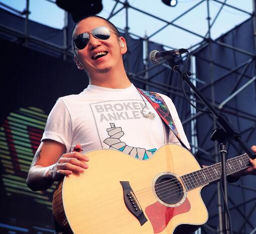 郝云老婆叫什么名字 郝云和妻子之间发生了什么事情