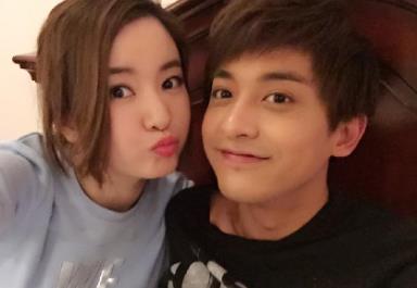 李晟与李佳航离婚辟谣 李佳航李晟恋爱过程