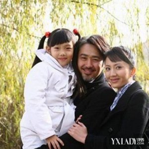 ​吴秀波妻子照片，吴秀波现任老婆叫啥