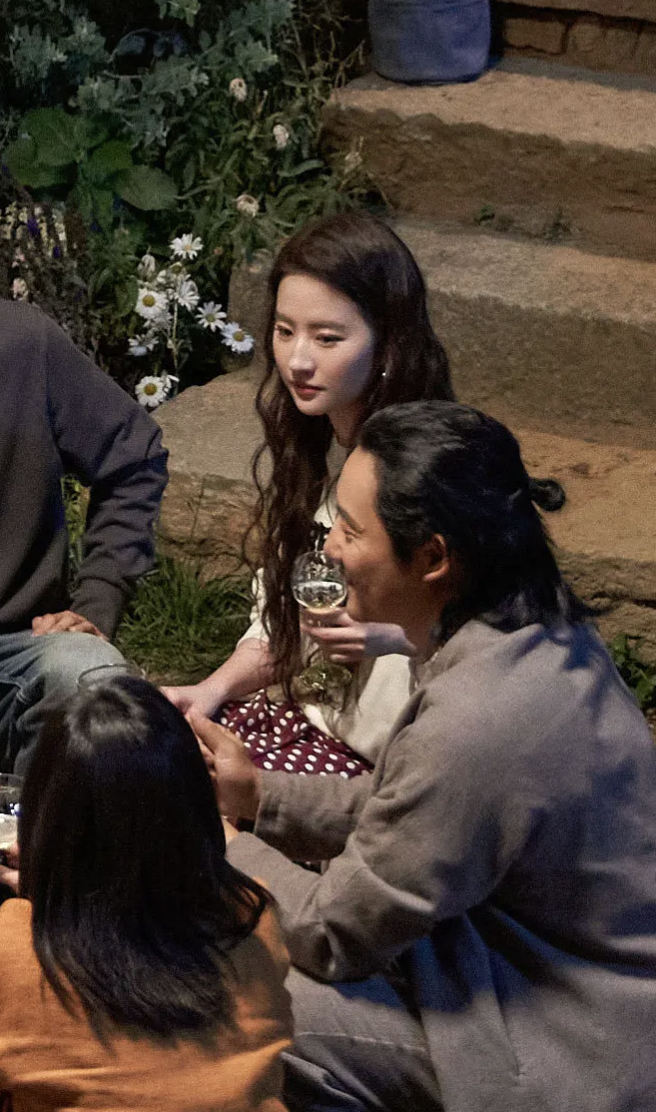 播放量破31亿,还被人民日报点名表扬,刘亦菲新剧凭什么这么横?