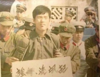 ​“一代歌王”张行：曾因流氓罪入狱，后又成老赖，再娶小27岁娇妻