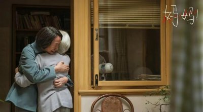 ​首批 00 后住进养老院：脱下臆想的假面，拥抱老去的真实