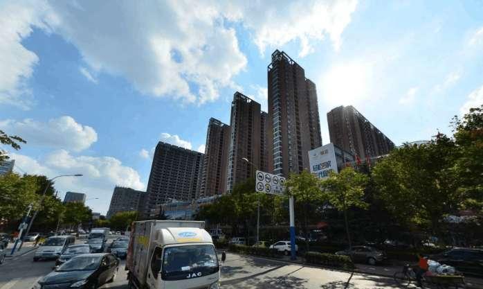 两个胖子, 猜安徽的一座大城市, 它带领全省进入快速发展阶段