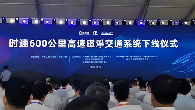 高铁一姐的现状（高铁女神梁建英）(14)